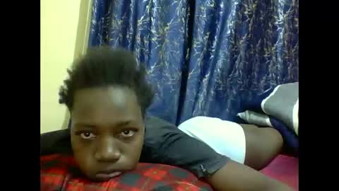 lunah_kitty online show from June 2026 10:07:01 AM