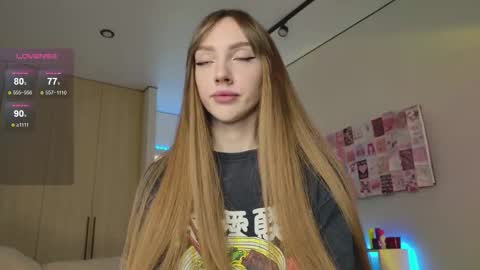 Luna online show from September 2025 12:33:02 AM