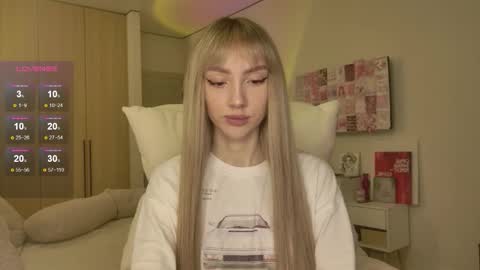 Luna online show from February 2026 07:33:02 PM