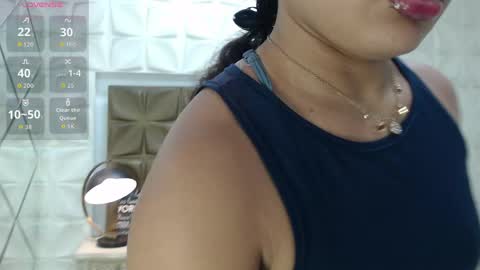 Luna  online show from April 2026 12:33:01 PM