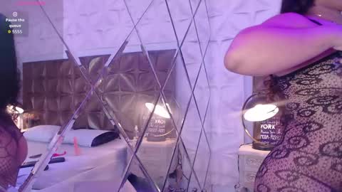 Luna  online show from April 2026 01:03:02 PM