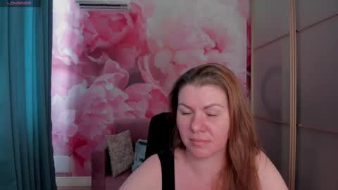 Snapshot of lunakissesx chatting on June 2026 11:19:05 AM lunakissesx online show from June 2026 11:19:05 AM