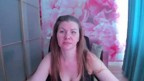Snapshot of lunakissesx chatting on June 2026 11:23:02 AM lunakissesx online show from June 2026 11:23:02 AM