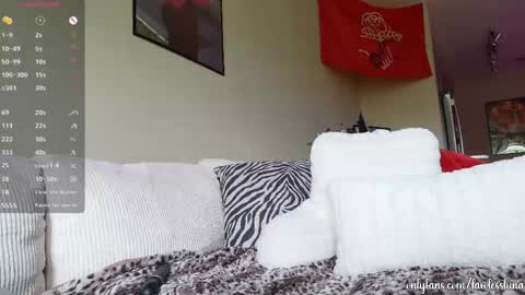 luna dela cruz online show from May 2026 08:37:01 PM