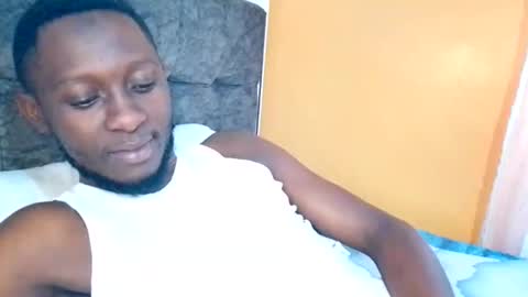 lunalove22_ online show from April 2026 03:39:01 AM