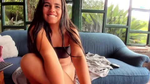 Snapshot of lunaluxe1001 chatting on May 2026 02:15:02 PM lunaluxe1001 online show from May 2026 02:15:02 PM