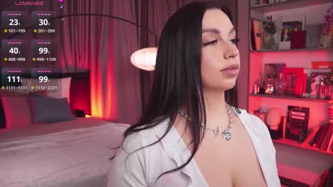 Luna  next streams Mon Fri Sat Sun 8pm-5am gmt0 online show from January 2025 08:32:02 PM