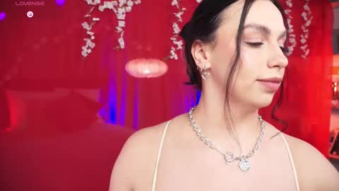 Luna  next streams Mon Fri Sat Sun 8pm-5am gmt0 online show from February 2025 03:56:02 AM