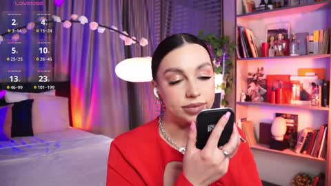 Luna  next streams Mon Fri Sat Sun 8pm-5am gmt0 online show from March 2025 08:31:02 PM