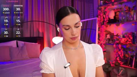 Luna  next streams Mon Fri Sat Sun 8pm-5am gmt0 online show from October 2025 08:33:01 PM