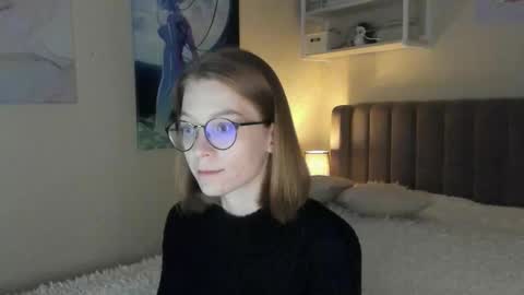 Sofia online show from September 2025 12:05:01 PM