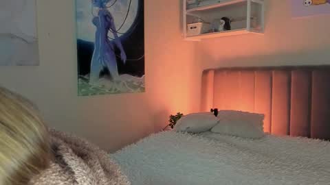 Sofia online show from September 2025 10:05:01 AM