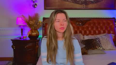 Luna Rishi online show from December 2025 08:23:01 AM