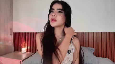 Luna Rousse online show from July 2026 03:12:01 AM