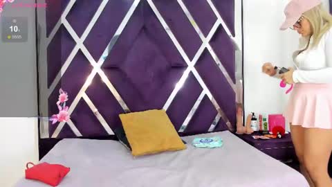 lunaviceht online show from July 2026 12:22:01 PM