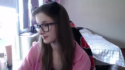 Snapshot of lunaxcherry chatting on June 2026 11:12:02 AM LunaXcherry online show from June 2026 11:12:02 AM