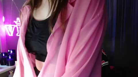 Snapshot of lunaxcherry chatting on June 2026 06:20:02 PM LunaXcherry online show from June 2026 06:20:02 PM