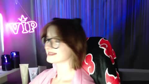 Snapshot of lunaxcherry chatting on July 2026 05:44:02 PM LunaXcherry online show from July 2026 05:44:02 PM