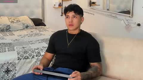 Snapshot of lunay_xtreemboy chatting on September 2025 12:11:01 AM Lunay online show from September 2025 12:11:01 AM