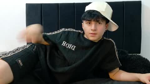 lunaydream online show from June 2026 02:33:01 PM