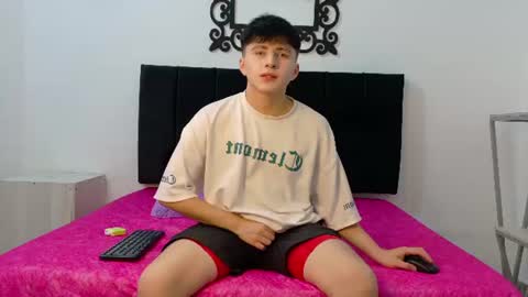 lunaydream online show from July 2026 11:58:02 AM