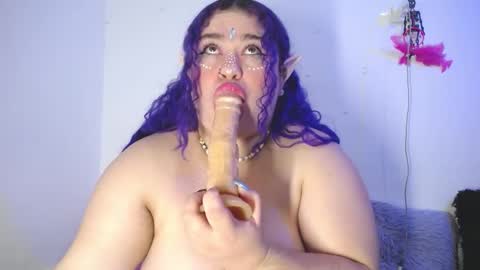 Snapshot of lunitaa_0 chatting on December 2024 10:34:02 AM L U N I T A online show from December 2024 10:34:02 AM