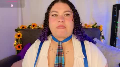 L U N I T A  online show from January 2026 02:38:02 AM