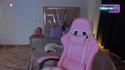 LUNA ROSE online show from April 2026 04:24:01 AM