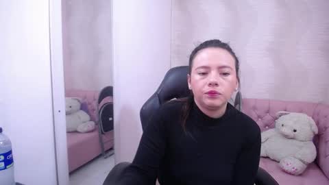 Snapshot of lunnadoll chatting on March 2025 03:02:02 AM Katty what ever do you want on my pv is for extra tokens minimi 250 tks ty u for understand online show from March 2025 03:02:02 AM