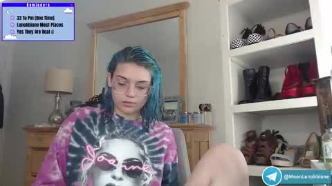 Snapshot of lunobbione chatting on March 2026 04:18:01 PM Lunobbione online show from March 2026 04:18:01 PM