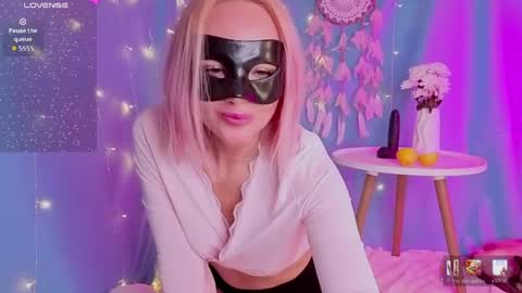 My name Lun online show from April 2026 03:28:02 PM