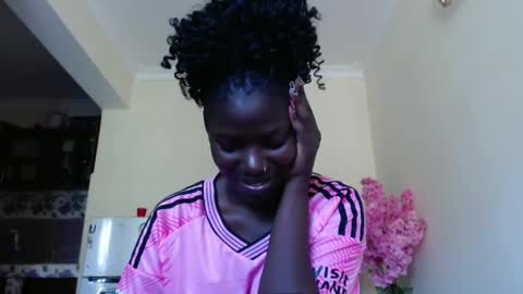 luo_queen online show from March 2026 09:38:02 AM