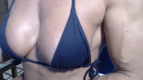 Snapshot of lusexyhot chatting on January 2025 05:56:01 AM lusexyhot online show from January 2025 05:56:01 AM