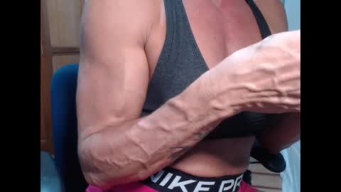 Snapshot of lusexyhot chatting on January 2025 12:57:02 AM lusexyhot online show from January 2025 12:57:02 AM