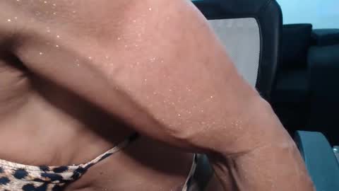 Snapshot of lusexyhot chatting on March 2025 12:37:01 AM lusexyhot online show from March 2025 12:37:01 AM