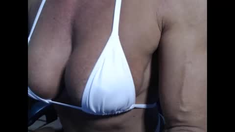 Snapshot of lusexyhot chatting on March 2025 01:45:02 AM lusexyhot online show from March 2025 01:45:02 AM