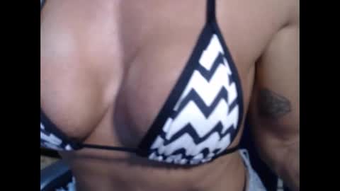 Snapshot of lusexyhot chatting on March 2025 01:47:01 AM lusexyhot online show from March 2025 01:47:01 AM