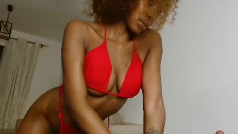 Karly    follow for next broadcast updates kisses online show from January 2025 09:31:01 PM