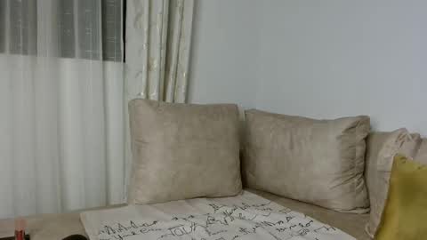 Karly    follow for next broadcast updates kisses online show from January 2025 07:51:01 PM