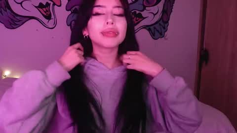 Snapshot of lustful_aprilx chatting on December 2024 07:40:02 AM Valerie  April   online show from December 2024 07:40:02 AM