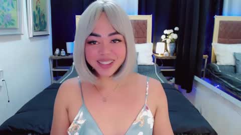 Snapshot of lustfuloffendertrina chatting on December 2024 12:09:02 PM Trina online show from December 2024 12:09:02 PM