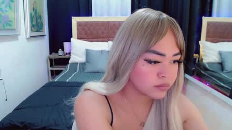 Snapshot of lustfuloffendertrina chatting on January 2025 08:14:01 AM Trina online show from January 2025 08:14:01 AM