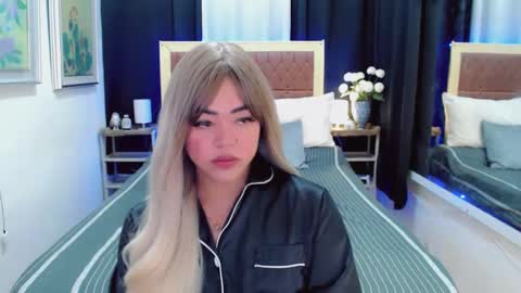 Snapshot of lustfuloffendertrina chatting on January 2025 02:00:02 PM Trina online show from January 2025 02:00:02 PM