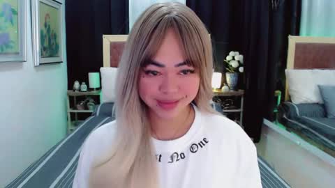 Snapshot of lustfuloffendertrina chatting on January 2025 04:20:01 AM Trina online show from January 2025 04:20:01 AM