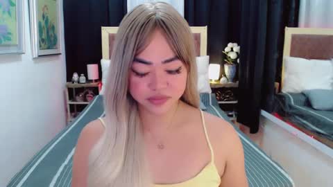 Snapshot of lustfuloffendertrina chatting on January 2025 09:19:02 AM Trina online show from January 2025 09:19:02 AM