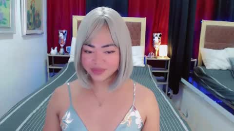 Snapshot of lustfuloffendertrina chatting on February 2025 12:24:01 PM Trina online show from February 2025 12:24:01 PM