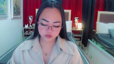 Snapshot of lustfuloffendertrina chatting on March 2025 09:55:02 AM Trina online show from March 2025 09:55:02 AM