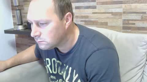 lustonfan online show from April 2026 12:39:01 PM