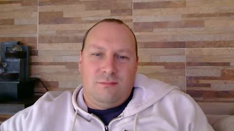 lustonfan online show from June 2026 12:39:01 PM