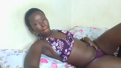 Snapshot of lustrousnerd chatting on February 2025 01:29:02 AM Noreh online show from February 2025 01:29:02 AM